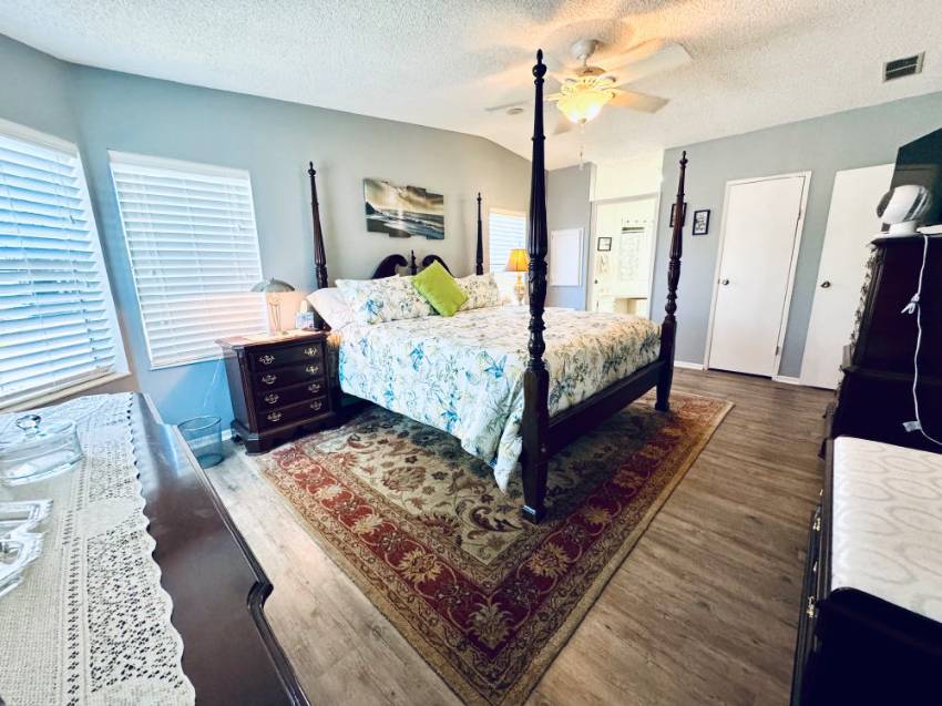 1345 Champion Drive a Lakeland, FL Mobile or Manufactured Home for Sale